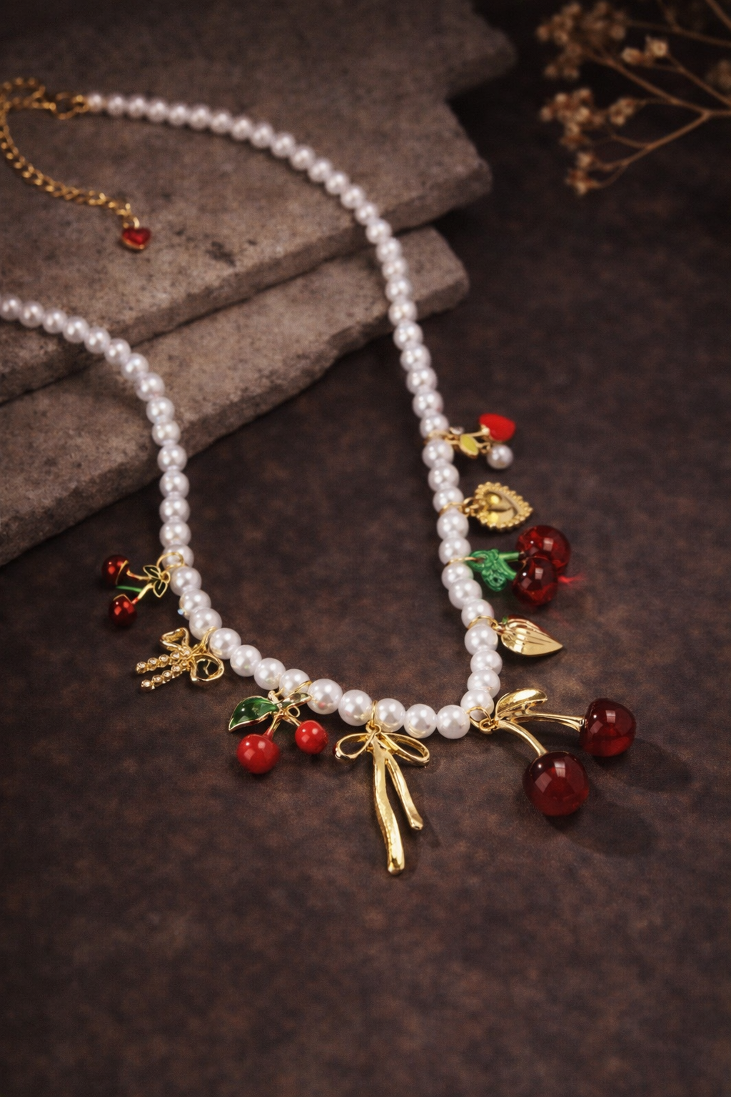 1 PIECE SUMMER CHERRY CHARM NECKLACE BOHO FAUX PEARL BEADED PEARL NECKLACE JEWELRY , BOW HEART LOCKET PENDANT NECKLACES FOR WOMEN