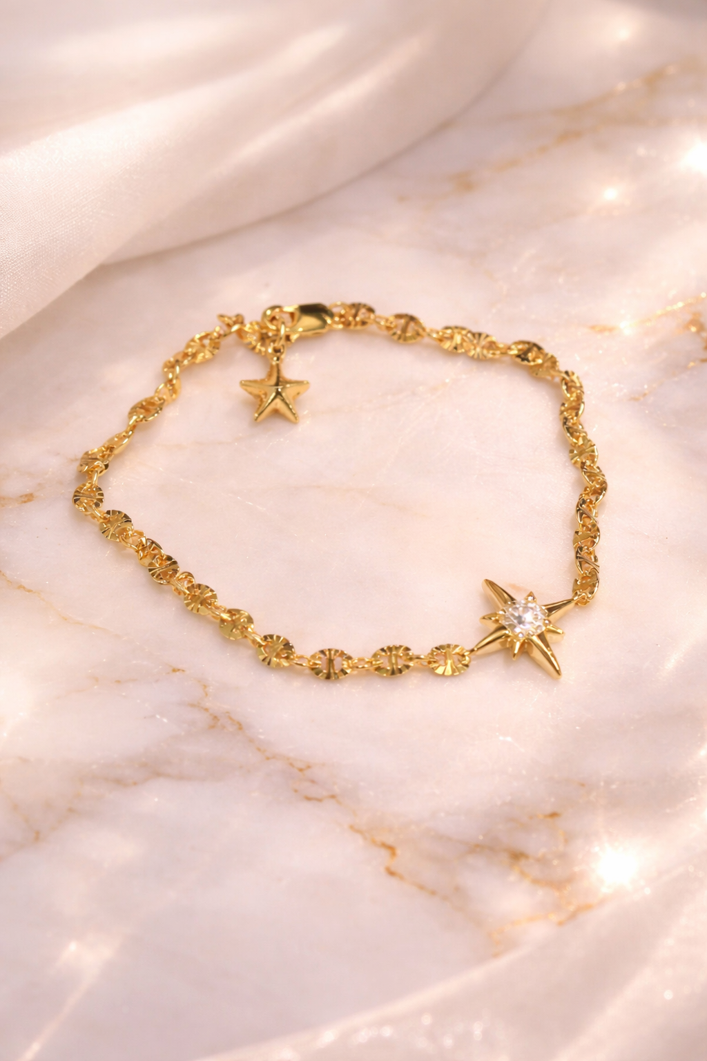 1 PIECE STAINLESS STEEL SPARKLING STAR BRACELET FOR WOMEN