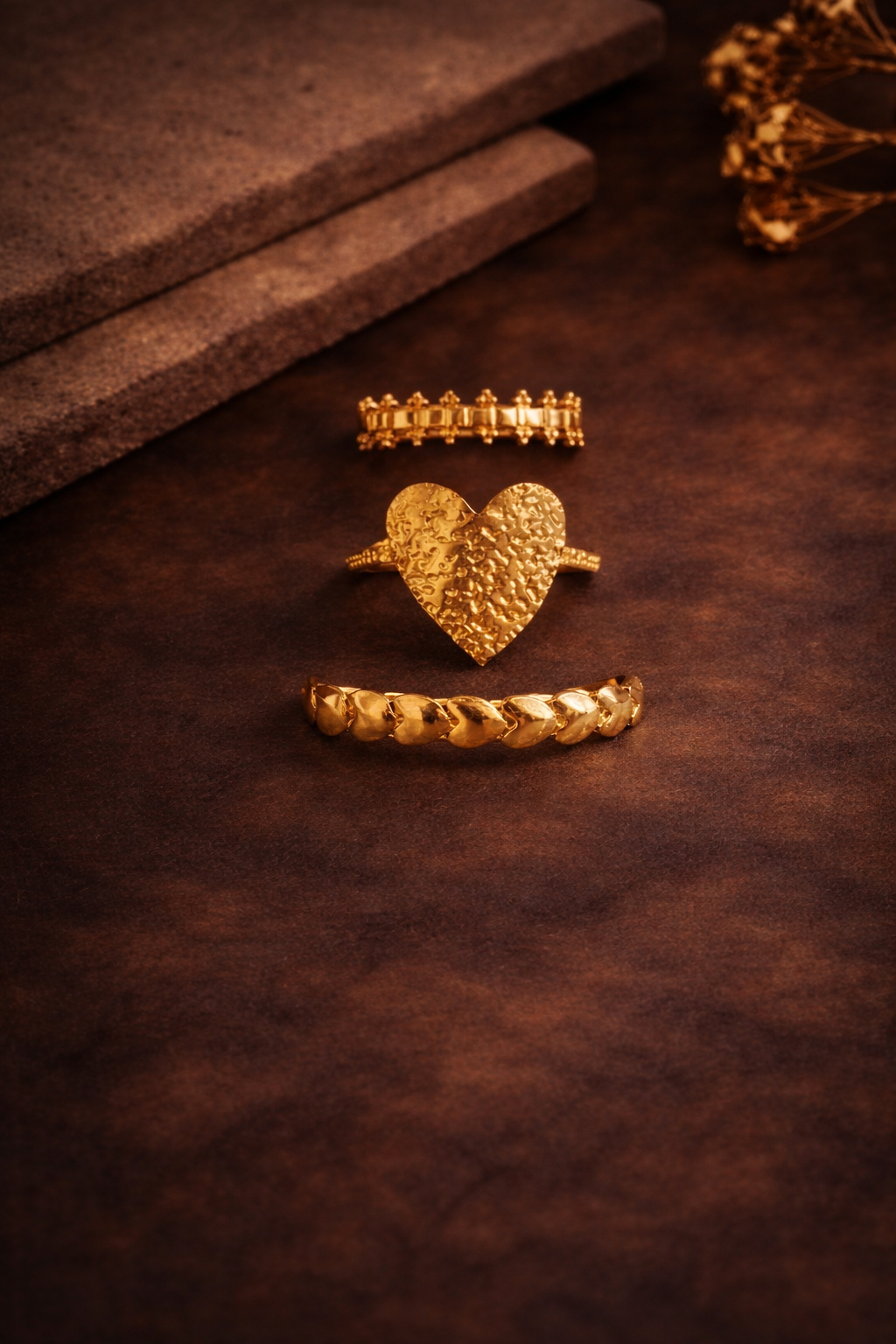 3 PIECE GOLDEN HEART TRINITY SET