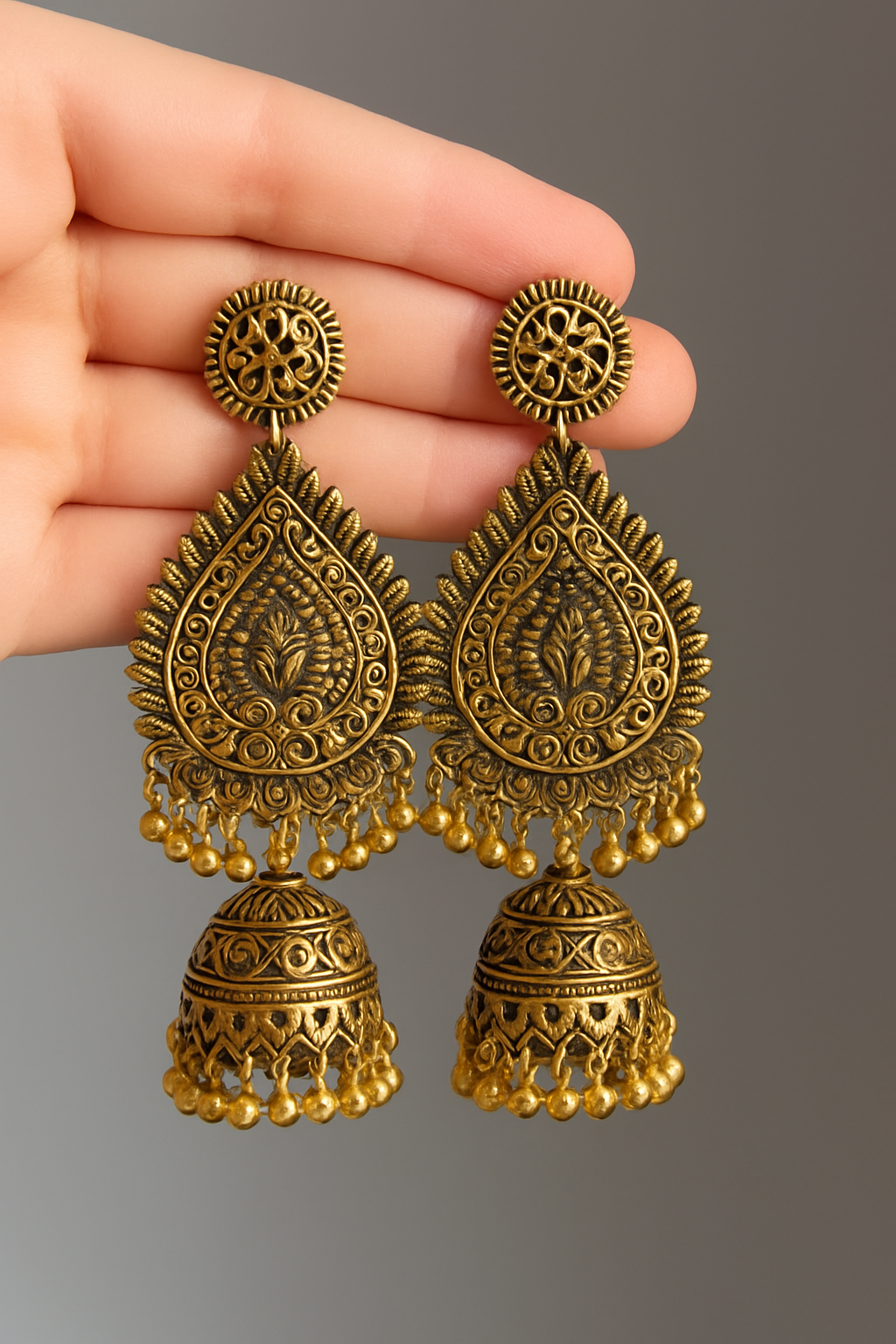 VINTAGE ROYAL OXIDISED DROPS