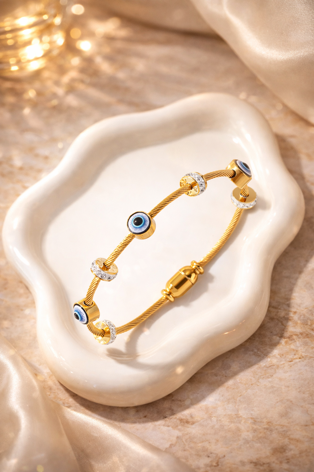BLUR CHARM BRACELET