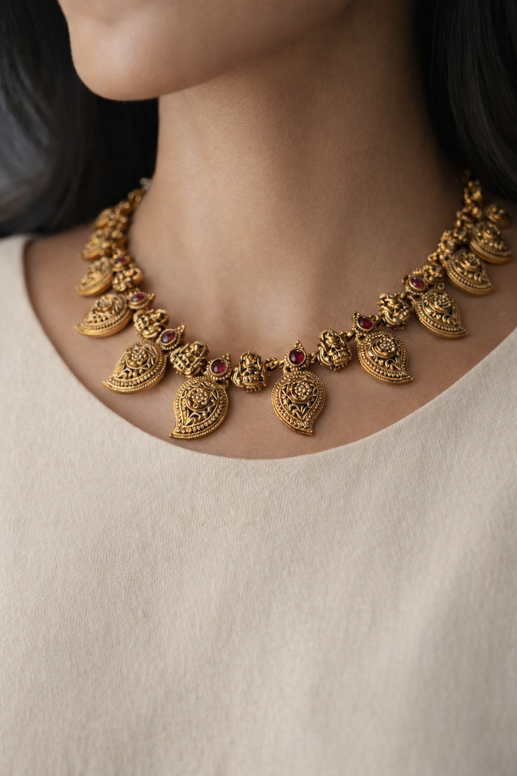 ANTIQUE ROYAL MANGO HERITAGE SET