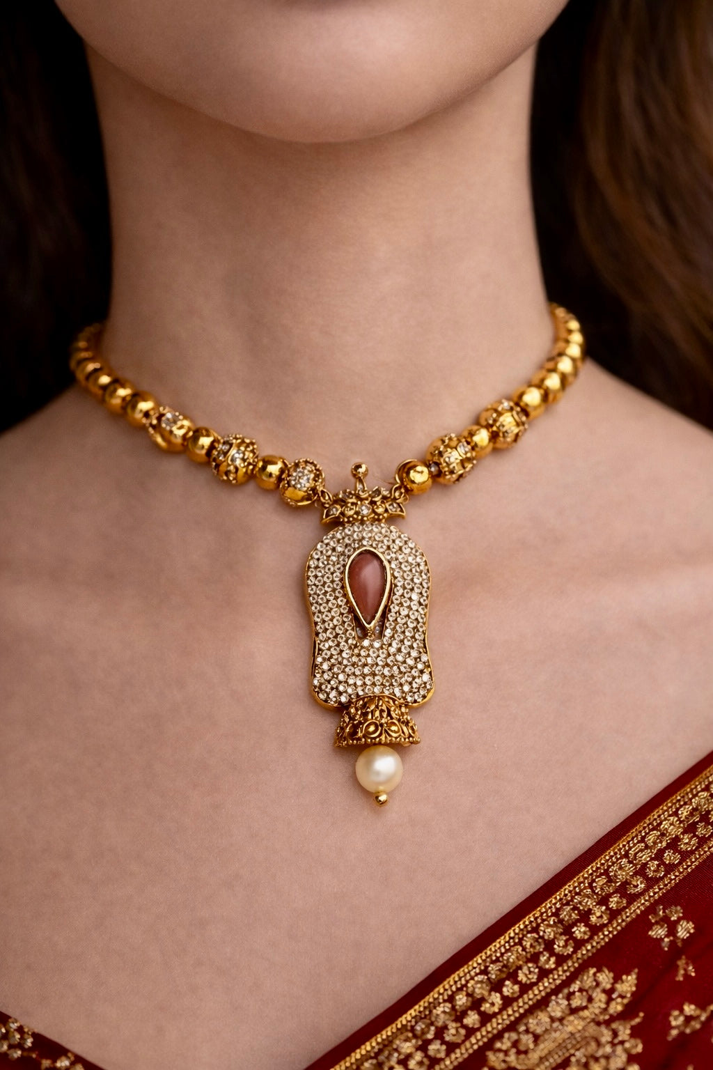 TRADITIONAL THIDAMB PENDANT NECKLACE