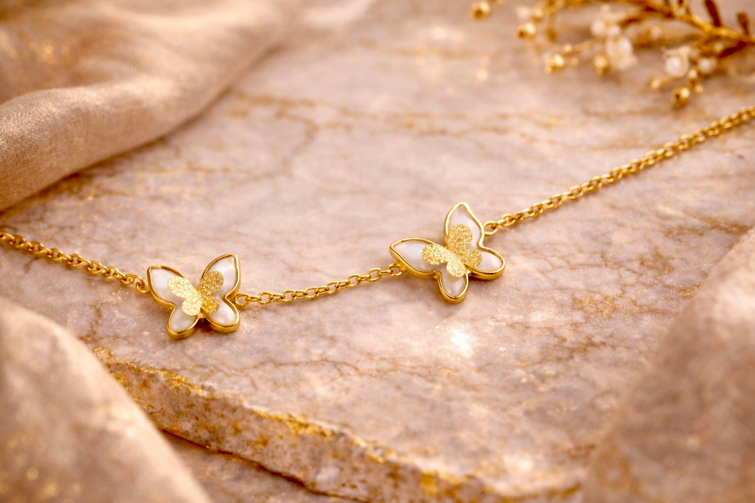 3D FLUTTER BUTTERFLY BRACELET