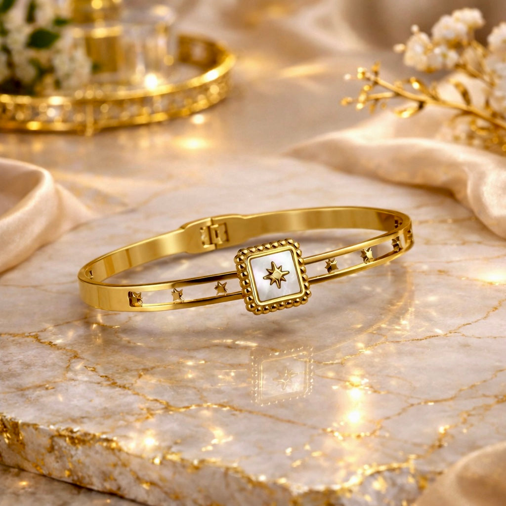 GOLDEN STAR HOLLOW BRACELET