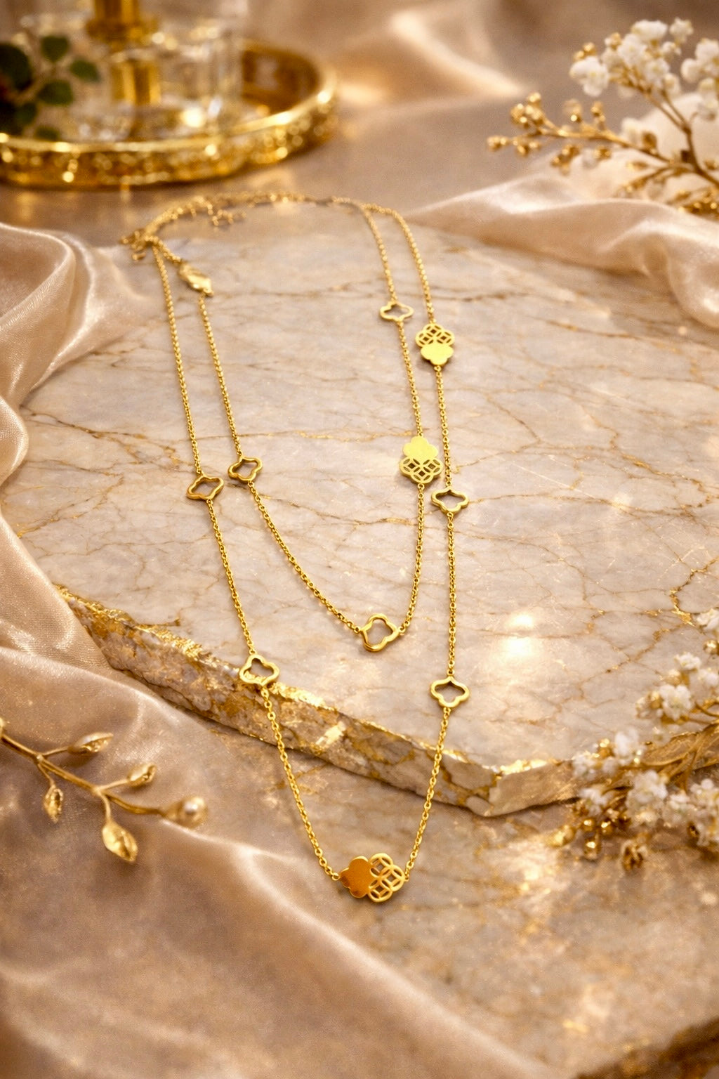 GOLDEN CLOVER CASCADE LONG NECKLACE
