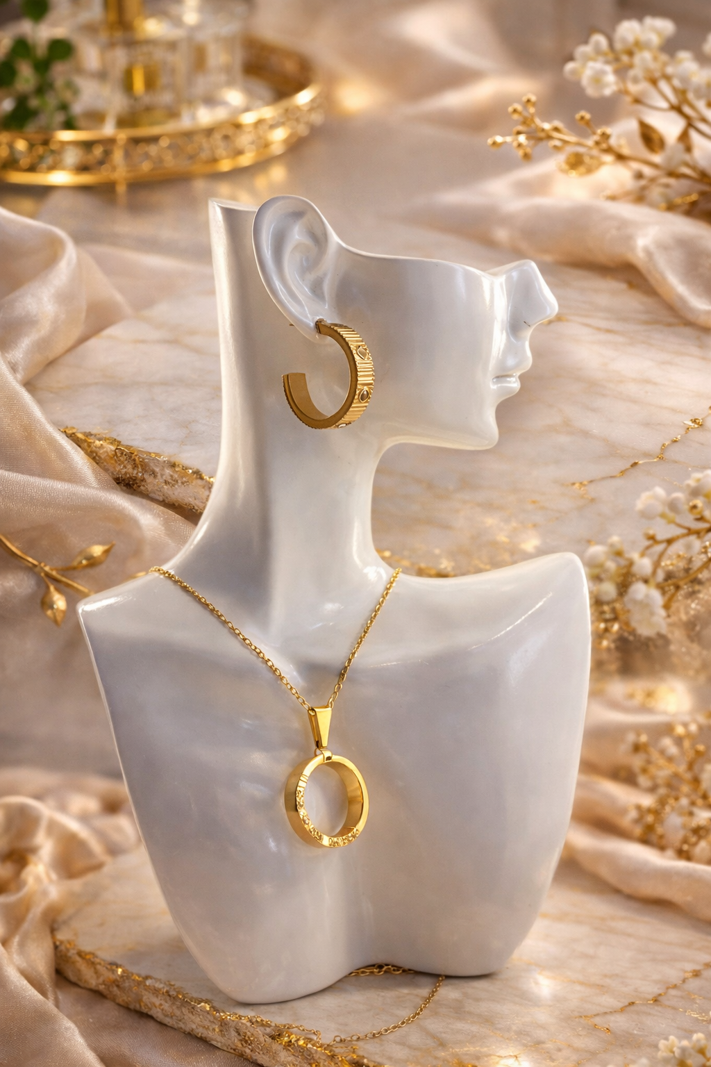 GOLDEN RING CHARM SET
