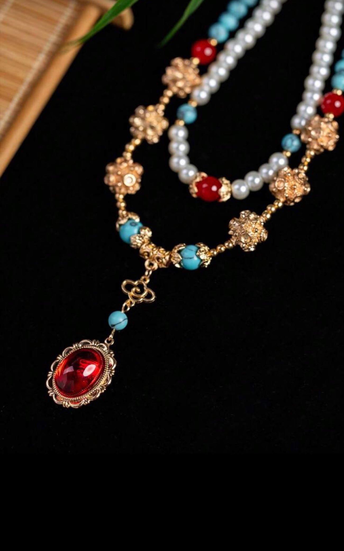VINTAGE DOUBLE-LAYERED TASSEL NECKLACE