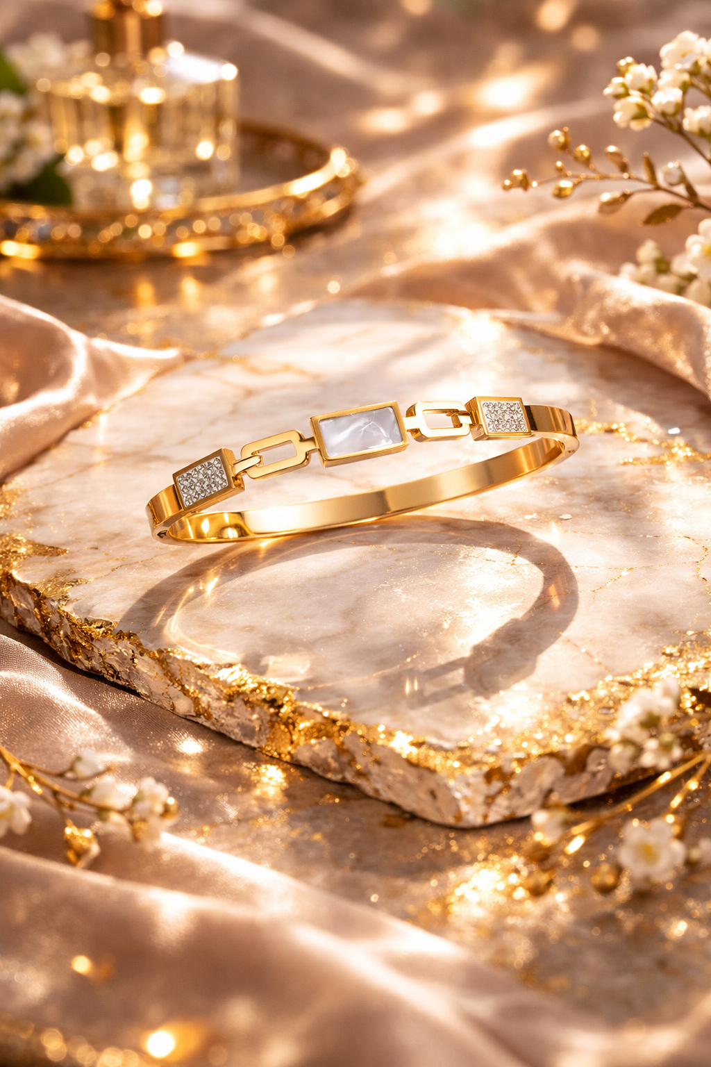 ANTI TARNISH GEOMETRIC OPEN BANGLE BRACELET