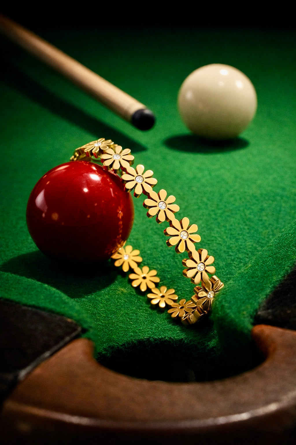 1pc FLOWER RHINESTONE INLAID GOLD TONE  FASHIONABLE VERSATILE OPEN BRACELET